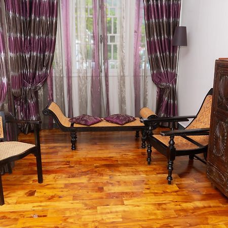 Villa Angelique - Hotel Classe Monument Historique Saint-Denis Dış mekan fotoğraf