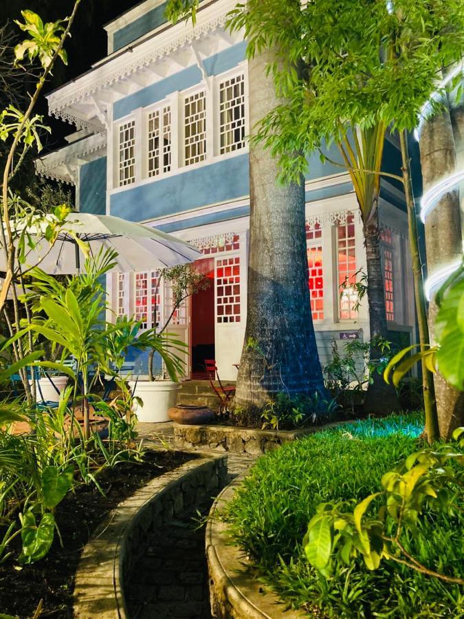 Villa Angelique - Hotel Classe Monument Historique Saint-Denis Dış mekan fotoğraf