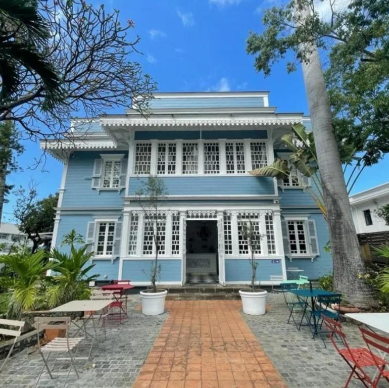 Villa Angelique - Hotel Classe Monument Historique Saint-Denis Dış mekan fotoğraf